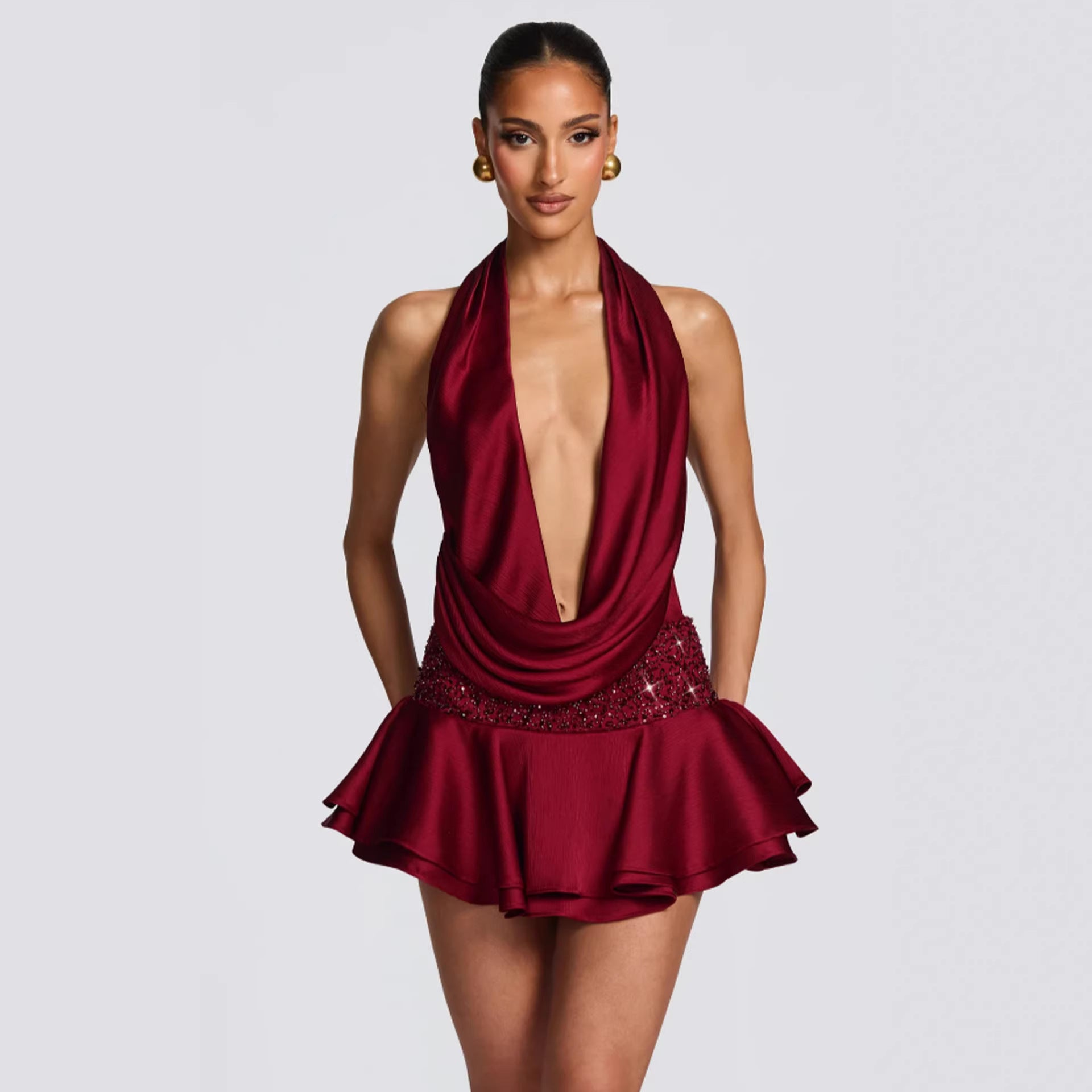 Hanging neck deep V-satin set with sequins, waist cinched ruffle edge short skirt two-piece set